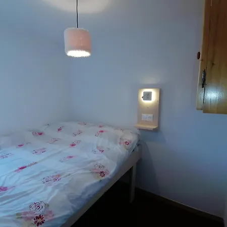 Renove En Pleine Montagne Avec Acces Direct Aux Pistes - Fr-1-181-2829 Apartment